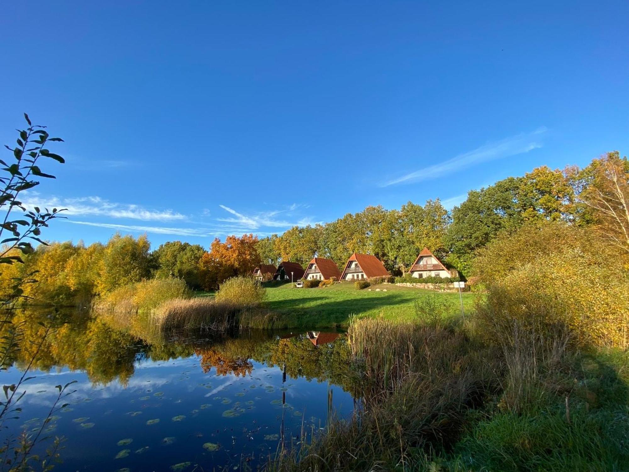 Finnhaeuser Am Vogelpark - Haus Andrea Marlow Exterior photo